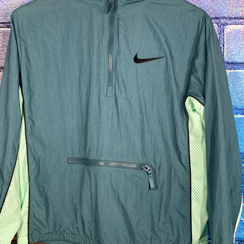 Nike Women’s Activewear Breathable Windbreaker Jacket Blue XL - Picture 2 of 8